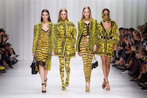 versace que es